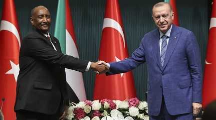  Recep Tayyip Erdogan n Abdel Fattah al-Burhan