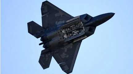  US F-22 fighter jets