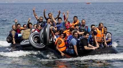 Syrian refugees on boat