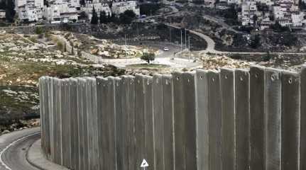 Palestinian refugee camp behind Israel's apartheid wall in east Jerusalem