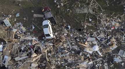 Damage is visible in Rolling Fork