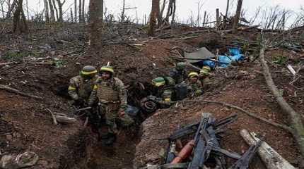 Ukrainian servicemen