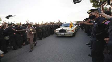 Thai queen’s car