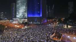 Israelis protest